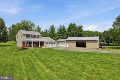 /international/us/1026-church-road-east-greenville-pa-110108775126/