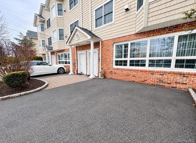 /international/us/153-montgomery-avenue-scarsdale-ny-110110125733/