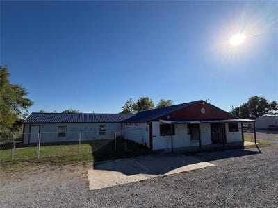/international/us/9373-tannehill-road-mcalester-ok-110120408592/