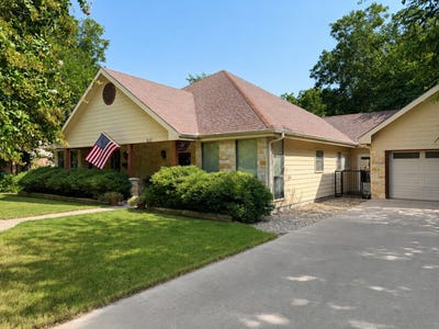 /international/us/527-w-roberts-street-gorman-tx-110109795000/
