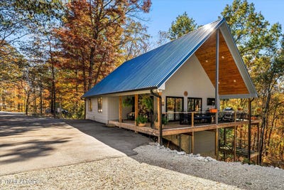 /international/us/1628-ridge-rd-caryville-tn-110095631298/