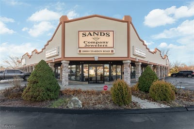 /international/us/26000-chardon-road-richmond-heights-oh-110088928836/