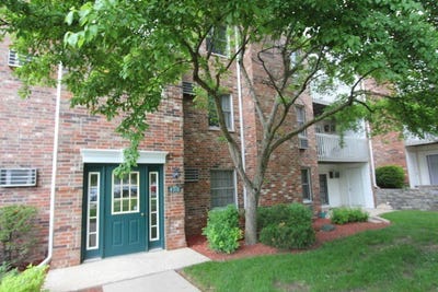 /international/us/4316-w-shamrock-lane-mchenry-il-110108983956/