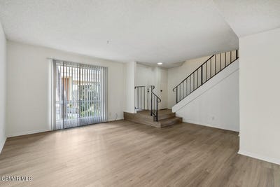 /international/us/27401-country-glen-road-agoura-hills-ca-110109188553/