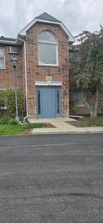 /international/us/1347-cunat-court-lake-in-the-hills-il-110107847500/