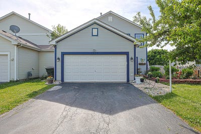 /international/us/1854-s-fallbrook-drive-round-lake-il-110108409454/