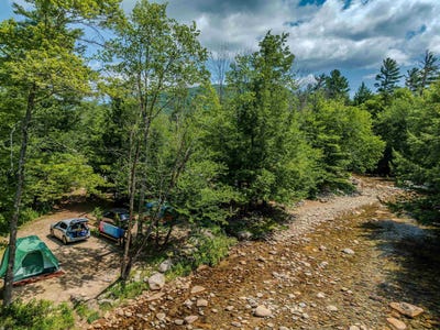 /international/us/218-us-route-3-lincoln-nh-110109379865/