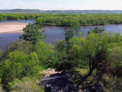 /international/us/22433-hwy-60-road-muscoda-wi-110107316631/
