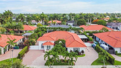 /international/us/15263-sw-162nd-st-miami-fl-110101128388/