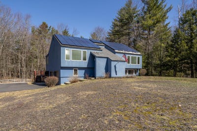 /international/us/49-birkdale-road-bedford-nh-110107171093/