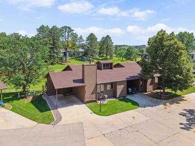/international/us/4902-stoney-brook-court-rapid-city-sd-110101094463/