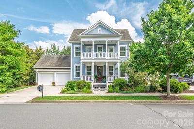 /international/us/809-elswick-court-fort-mill-sc-110108395836/