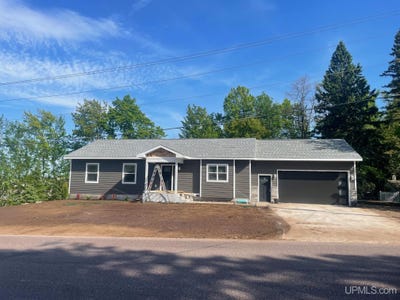 /international/us/155-brookton-road-marquette-mi-110108547105/