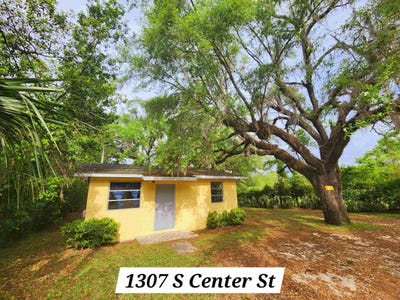 /international/us/1124-s-orange-street-perry-fl-110107880709/