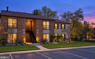 /international/us/10-b-sumac-court-mount-laurel-nj-110120461647/