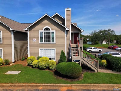 /international/us/258-waters-edge-lane-madison-al-110108576920/