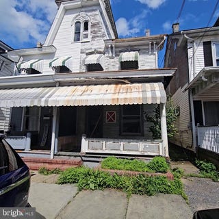 /international/us/15-n-7th-street-shamokin-pa-110109188406/
