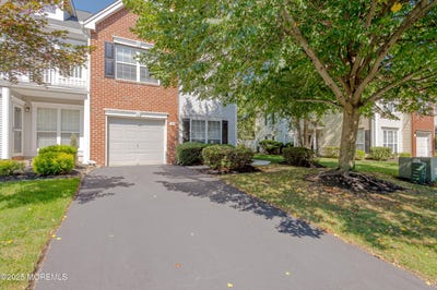 /international/us/139-tanya-circle-ocean-twp-nj-110103395095/