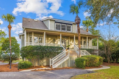 /international/us/11-blue-heron-point-road-hilton-head-island-sc-110099959235/