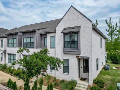 /international/us/296-stillwater-ln-oxford-ms-110108449349/