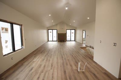 /international/us/339-ridge-view-drive-milton-wi-110106217069/
