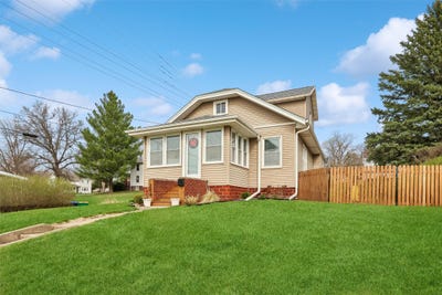 /international/us/204-s-5th-street-guthrie-center-ia-110106734325/