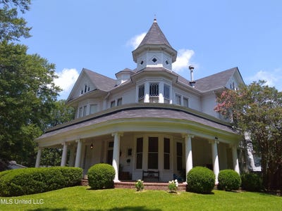 /international/us/207-e-percy-street-indianola-ms-110100677014/