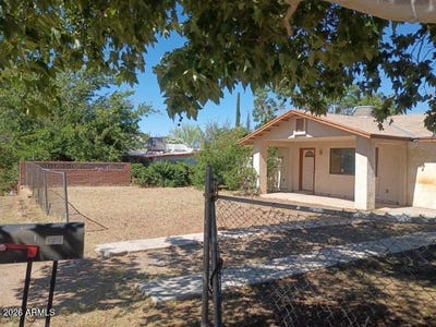 /international/us/307-n-3rd-street-sierra-vista-az-110108107906/