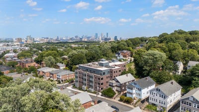 /international/us/249-corey-rd-boston-ma-110102619292/
