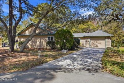 /international/us/620-jasmine-lane-sw-sunset-beach-nc-110106920899/