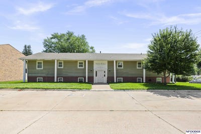 /international/us/1300-highland-avenue-red-oak-ia-110101140848/?lang=id