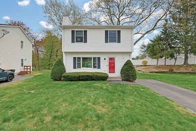 /international/us/3-jrs-ln-franklin-ma-110107958060/