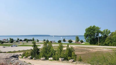 /international/us/4882-bay-shore-dr-sturgeon-bay-wi-110080631161/?lang=zh-cn