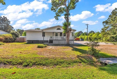 /international/us/39-gates-way-pawleys-island-sc-110107984351/