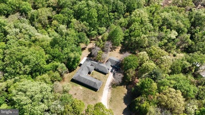 /international/us/458-greentree-road-sewell-nj-110107467145/