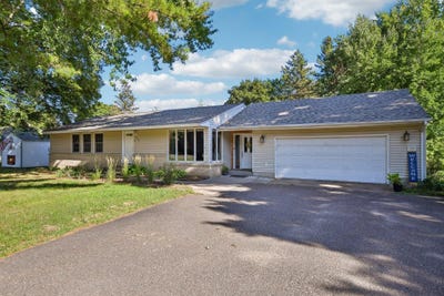 /international/us/906-n-cascade-street-osceola-wi-110119904915/