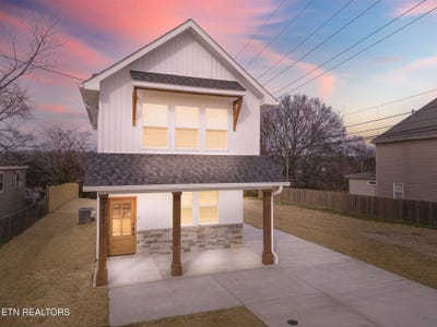 /international/us/1111-virginia-ave-knoxville-tn-110103420681/