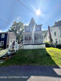 /international/us/255-caldwell-street-schuylkill-haven-pa-110120158157/