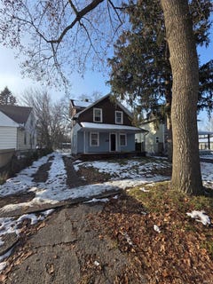 /international/us/1129-huey-street-south-bend-in-110108352319/
