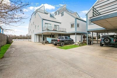 /international/us/141-e-highway-22-madisonville-la-110106151527/