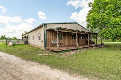 /international/us/1545-county-road-130-stephenville-tx-110099407329/