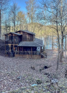 /international/us/50-lake-drive-murphy-nc-110105200276/