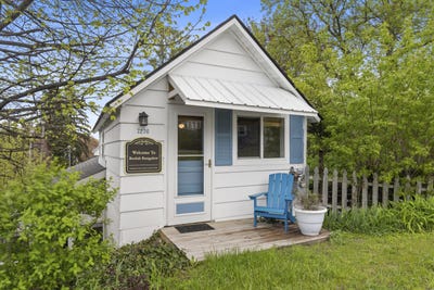 /international/us/7276-commercial-street-beulah-mi-110108175437/