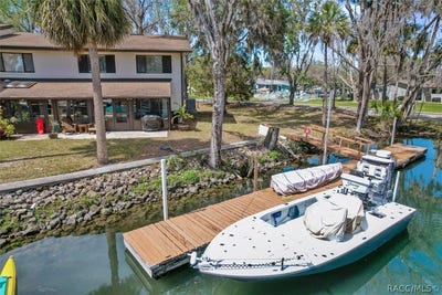 /international/us/1637-se-paradise-circle-crystal-river-fl-110105697609/