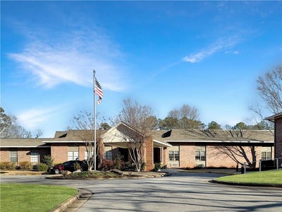 /international/us/475-mount-vernon-highway-ne-atlanta-ga-110107894710/