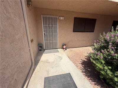 /international/us/1280-mohave-drive-bullhead-city-az-110107479818/