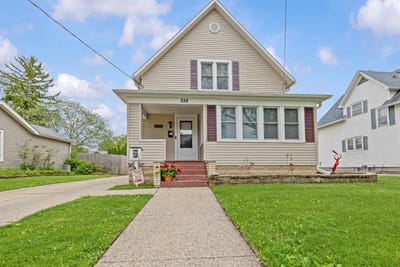 /international/us/228-chatham-street-janesville-wi-110108174604/