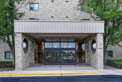 /international/us/6340-americana-drive-willowbrook-il-110107683956/