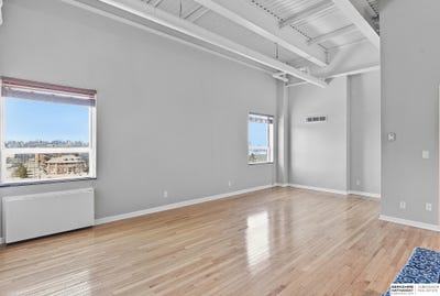 /international/us/105-n-31-avenue-omaha-ne-110105870700/
