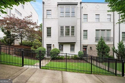 /international/us/6083-boylston-drive-sandy-springs-ga-110108388846/